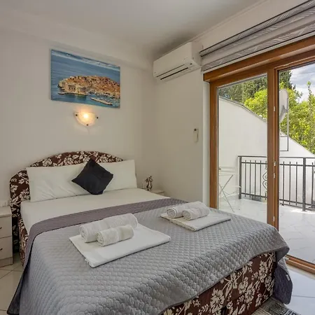 Stipe Πανσιόν 3*