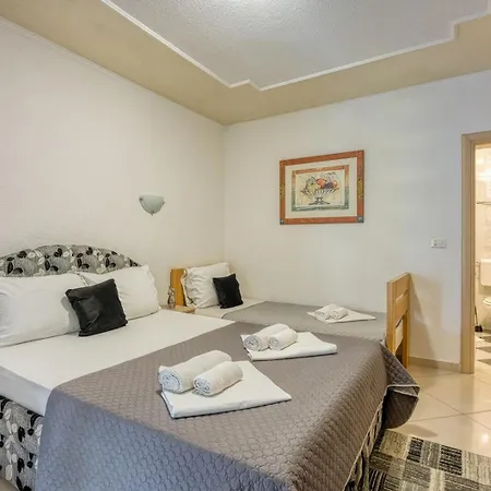 Stipe Guest house *